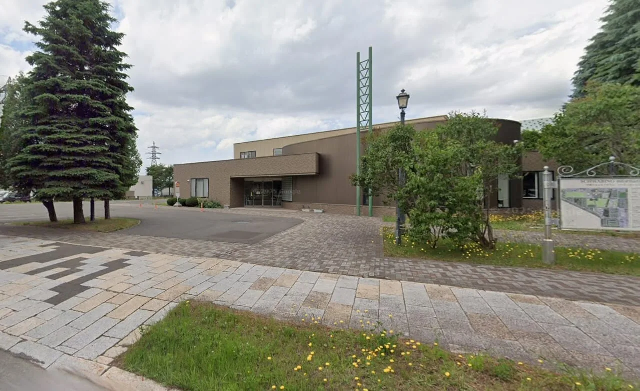 Clubhouse Plaz