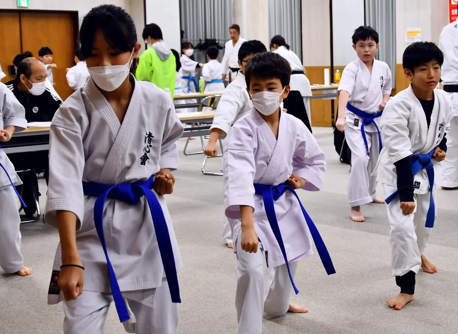 Children practicing punches at a Seishinkai karate class