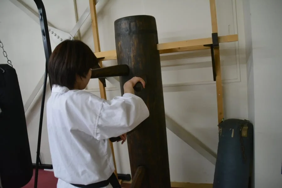 総本部別館・鍛錬道場の木人拳