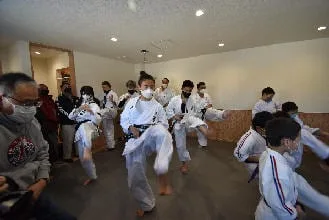 Practice session at the Inoue Dojo