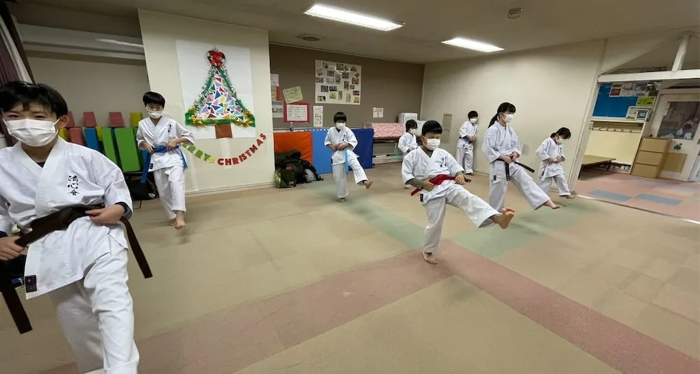 Practice session at the Honmachi Branch (formerly Naebo Branch)
